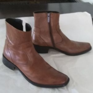 Brown Kenneth Cole zip ankle boots. Westward model
